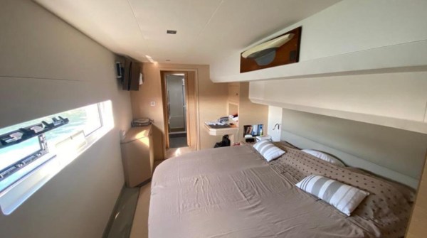 Annonce Fountaine pajot my 44
