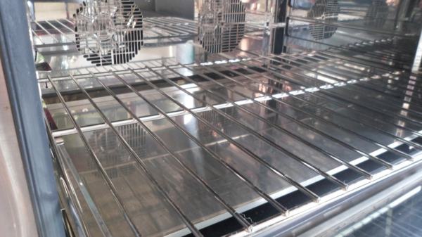 Four à convection pro à humidificateur en promo pas cher