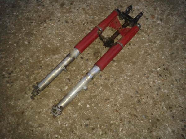 Vente Fourche honda 250 cb version 2 1979