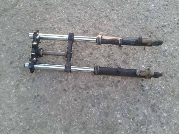 Fourche suzuki 750 gsxef 1986 pas cher