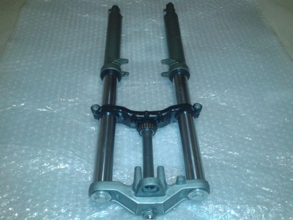 Annonce Fourche yamaha 400 fzr 1993