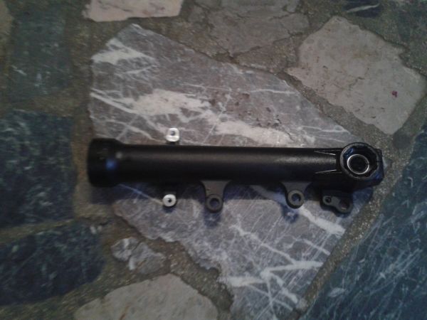 Fourreau de fourche droit yamaha 700 mt07 2017