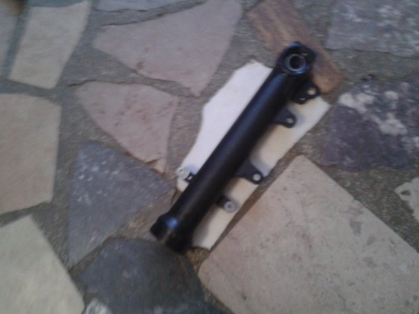 Annonce Fourreau de fourche droit yamaha 700 mt07 2017