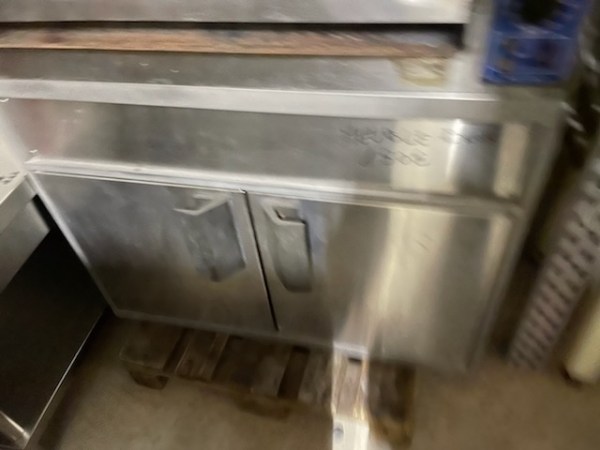 Fours &agrave; pizza pas cher