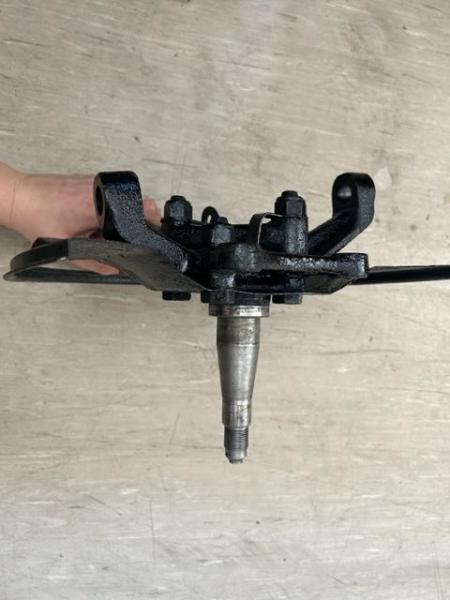 Vente Fusée avant gauche pour maserati quattroporte s3