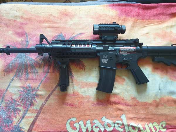 Fusil airsoft &eacute;lectrique replique m4 a1 pas cher