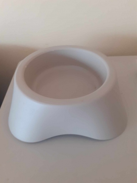 Vente Gamelle pour chien en plastique beige