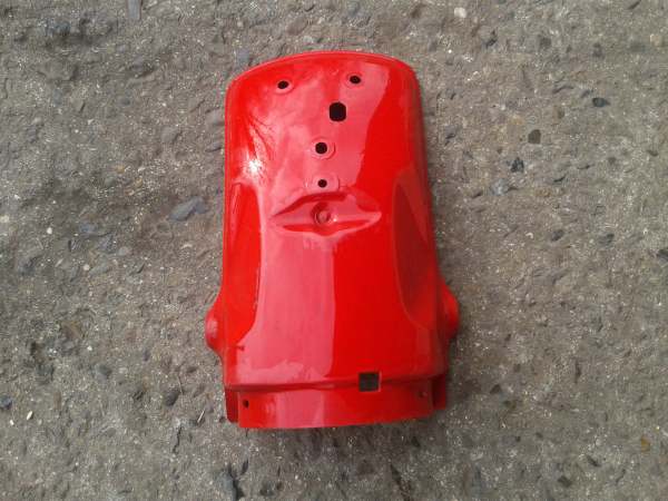 Annonce Garde boue arriére neuf honda 125 xr 1980