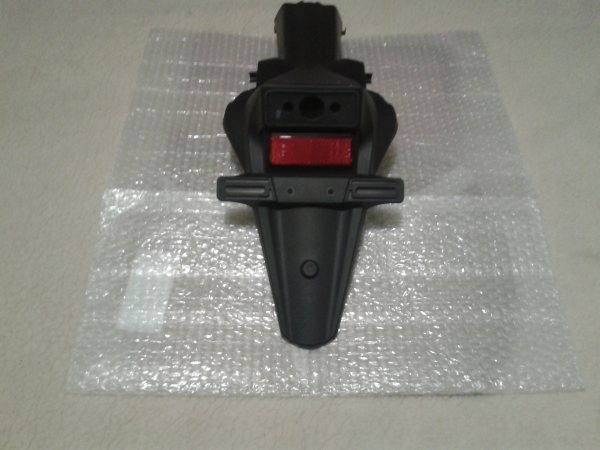 Garde boue arri&eacute;re neuf suzuki 750 gsr 2022