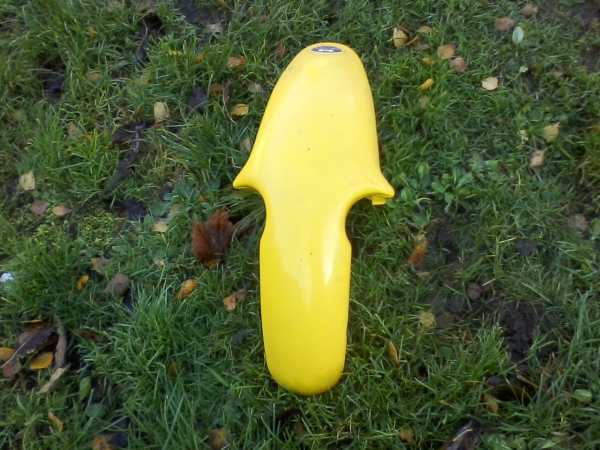 Annonce Garde boue avant apprillia 125 futura 1991