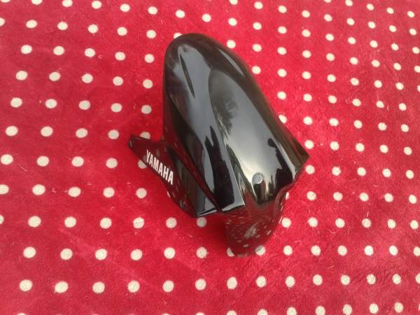 Annonce Garde boue avant scooter yamaha 50cc aerox 2018