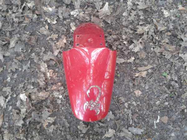 Garde boue avant suzuki 750 gsxf 1994