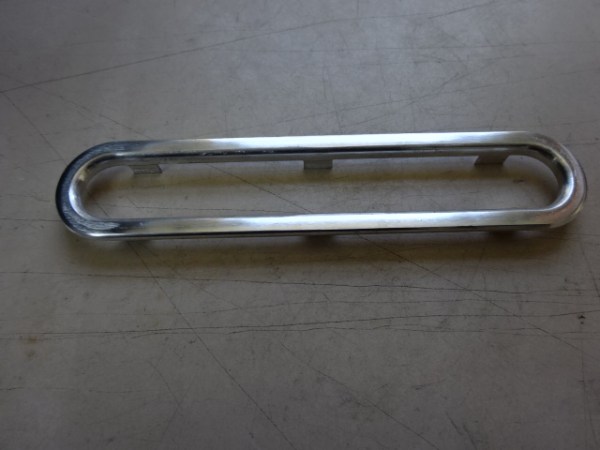 Vente Garniture chromée des panneaux porte maserati indy