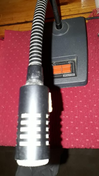 Gc 1021  pupitre microphone