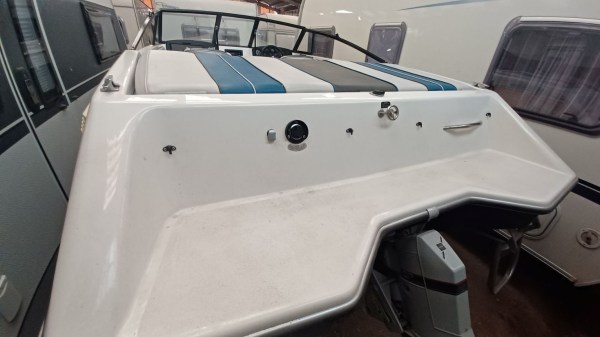 Annonce Glastron sierra 177