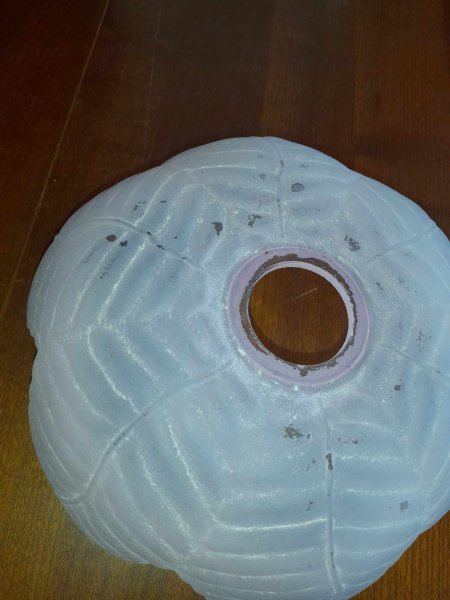 Vente Globe tulipe en verre moul&eacute;