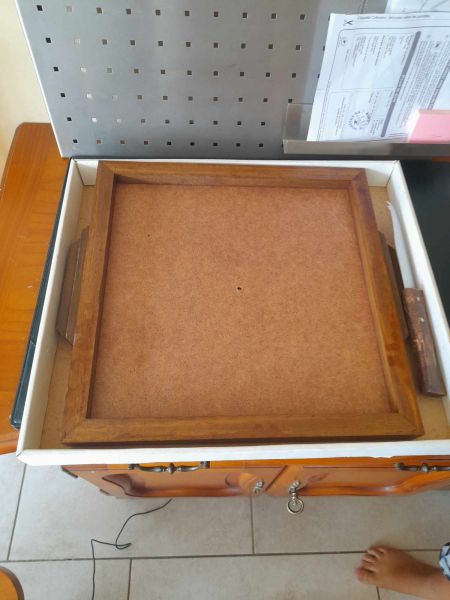 Vente Grand dessous de plat en bois et faience - vintage