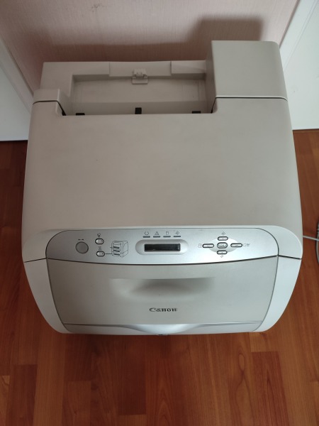 Annonce Grande bureau dimension : l160xp80xh74