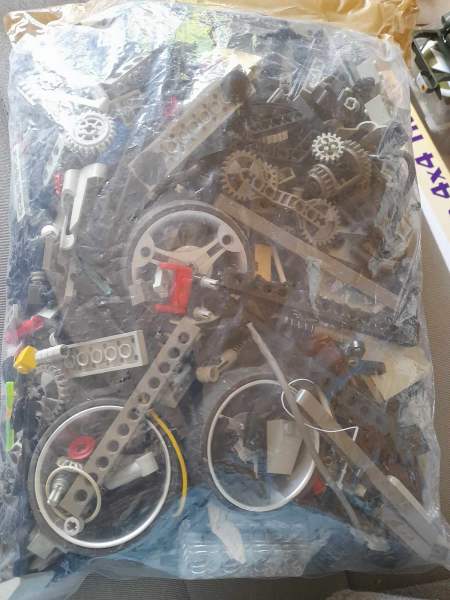 Gros lot légo technique supersonic car 8432