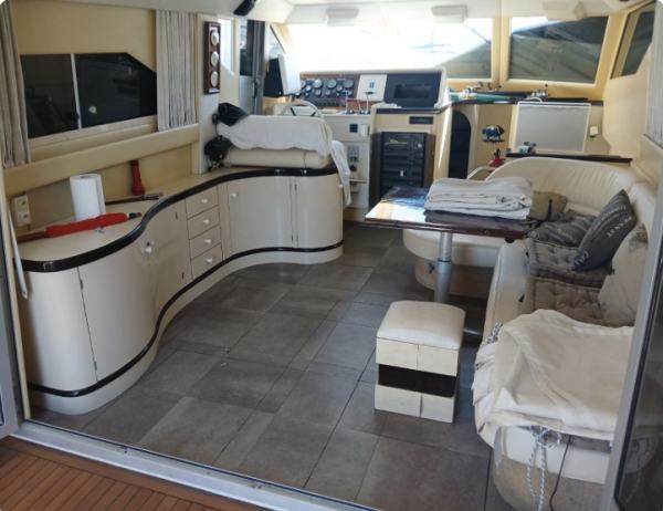 Annonce Guy couach 1200