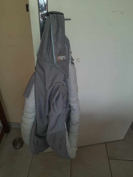 Vente Hamac de portage pour b&eacute;b&eacute; - porte b&eacute;b&eacute; red castel