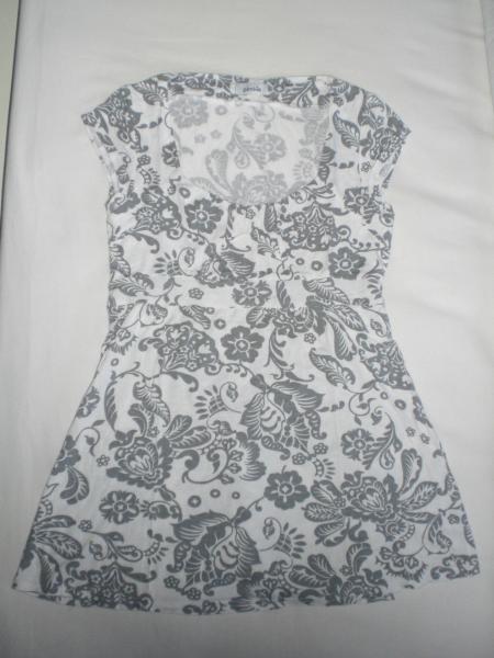 Haut t.36 ou t.38 ou t.40 neuf