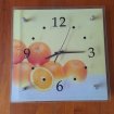 Vente Horloge en verre décor orange 30 x 30 cm