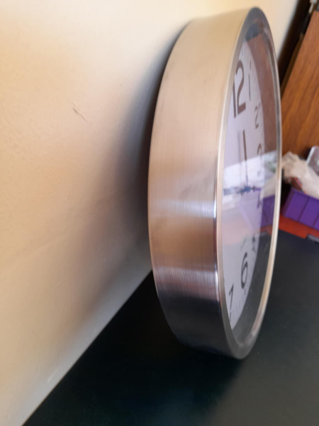 Horloge murale ronde - ext&eacute;rieur acier inoxydable