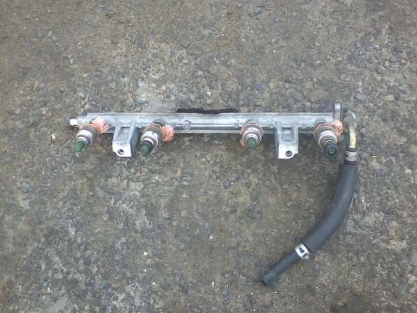 Inj&eacute;cteur yamaha 1000 gts 2002