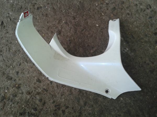 Annonce Int&eacute;rieur de car&eacute;nage gauche honda 1000 cbr 1987