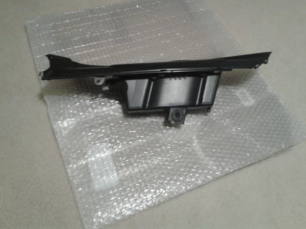 Intérieur vide poche gauche suzuki 650 bandit 2014 pas cher