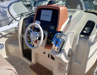 Invictus 240 pas cher