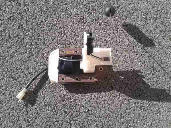 Jauge a éssence kimko 125 quanon 2011