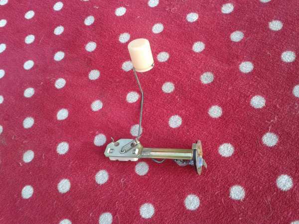 Annonce Jauge a  &eacute;ssence scooter mbk 125 skiliner 2004