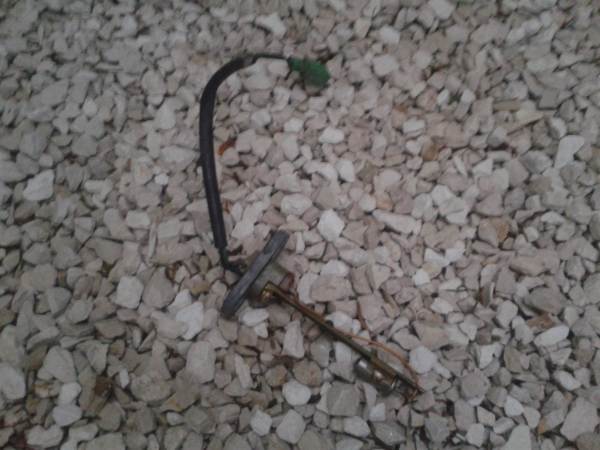 Jauge a &eacute;ssence yamaha 750 fzx fazer 1997 pas cher