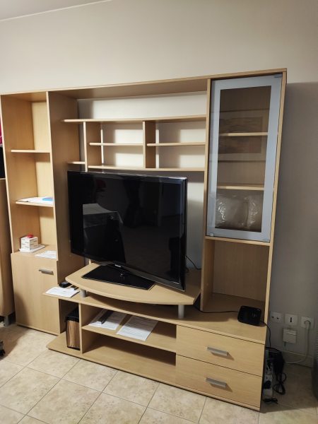 Je veux un grand meuble avec rangement