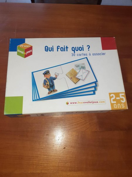 Jeu de soci&eacute;t&eacute; qui fait quoi ?