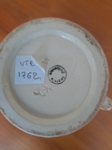 Vente Joli petite cruche à bière en grès$