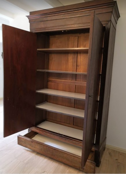 Jolie armoire ancienne acajou pas cher