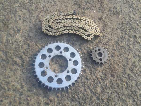 Kit chaine d occasion kawasaki zx9r 2001