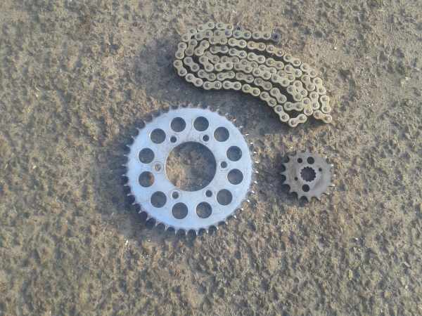 Kit chaine d occasion kawasaki zx9r 2001 pas cher