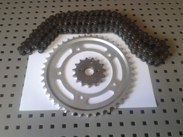 Annonce Kit chaine suzuki 1000 gsxr k8 2008