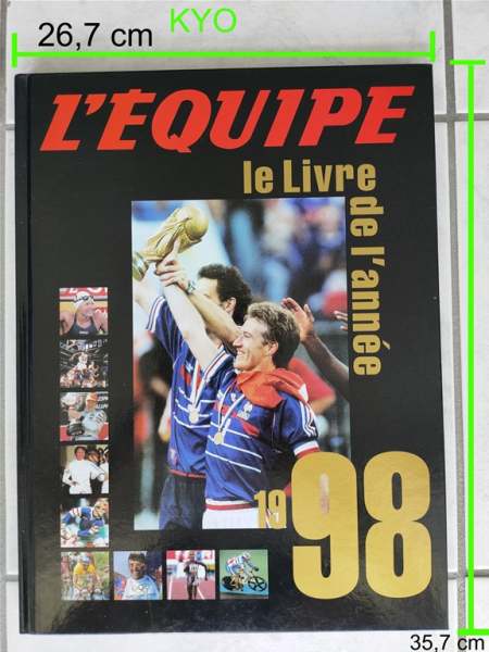 L'equipe - livre de l'ann&eacute;e 1998 - football zidane