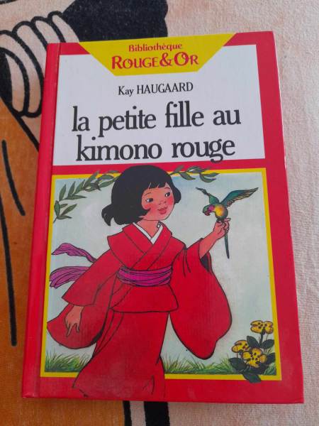 La petite fille au kimono rouge- kay haugaard