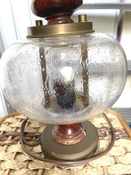 Annonce Lampe ancienne ronde - verre aspect gouttes d'eau