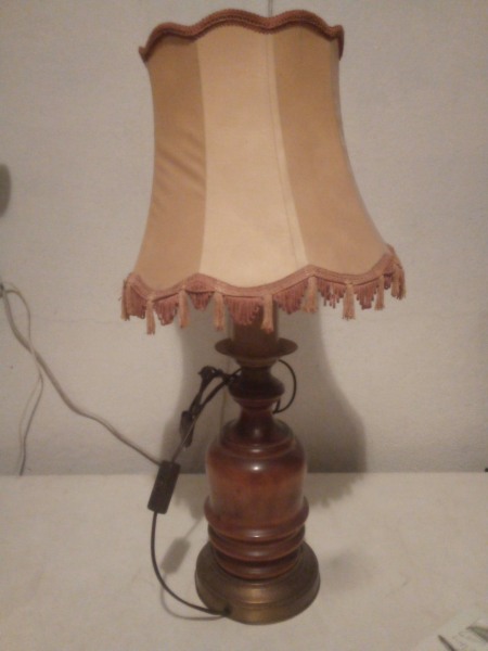Lampe de salon &agrave; poser