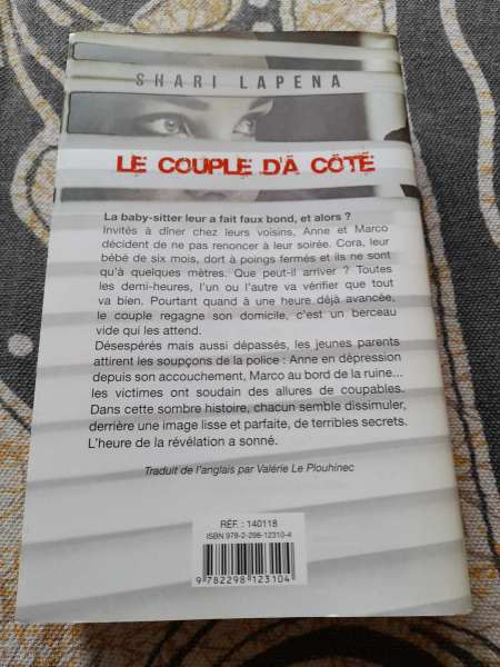 Vente Le couple d' &agrave; cot&eacute; - shari lapena