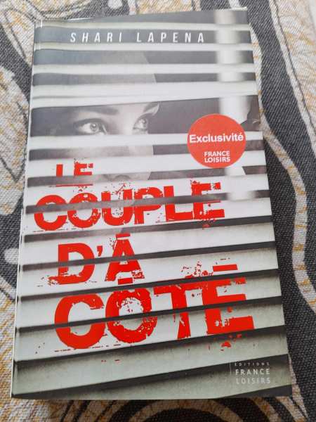 Le couple d' &agrave; cot&eacute; - shari lapena