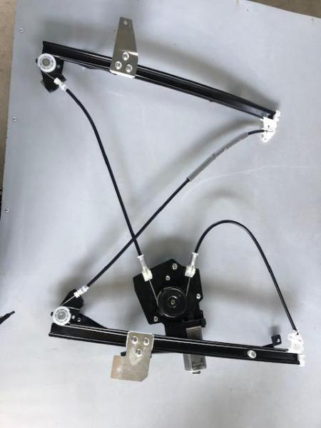 Lève vitre arrière gauche maserati quattrop m139