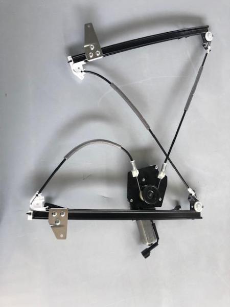 Annonce L&egrave;ve vitre avant droit maserati quattroporte m139